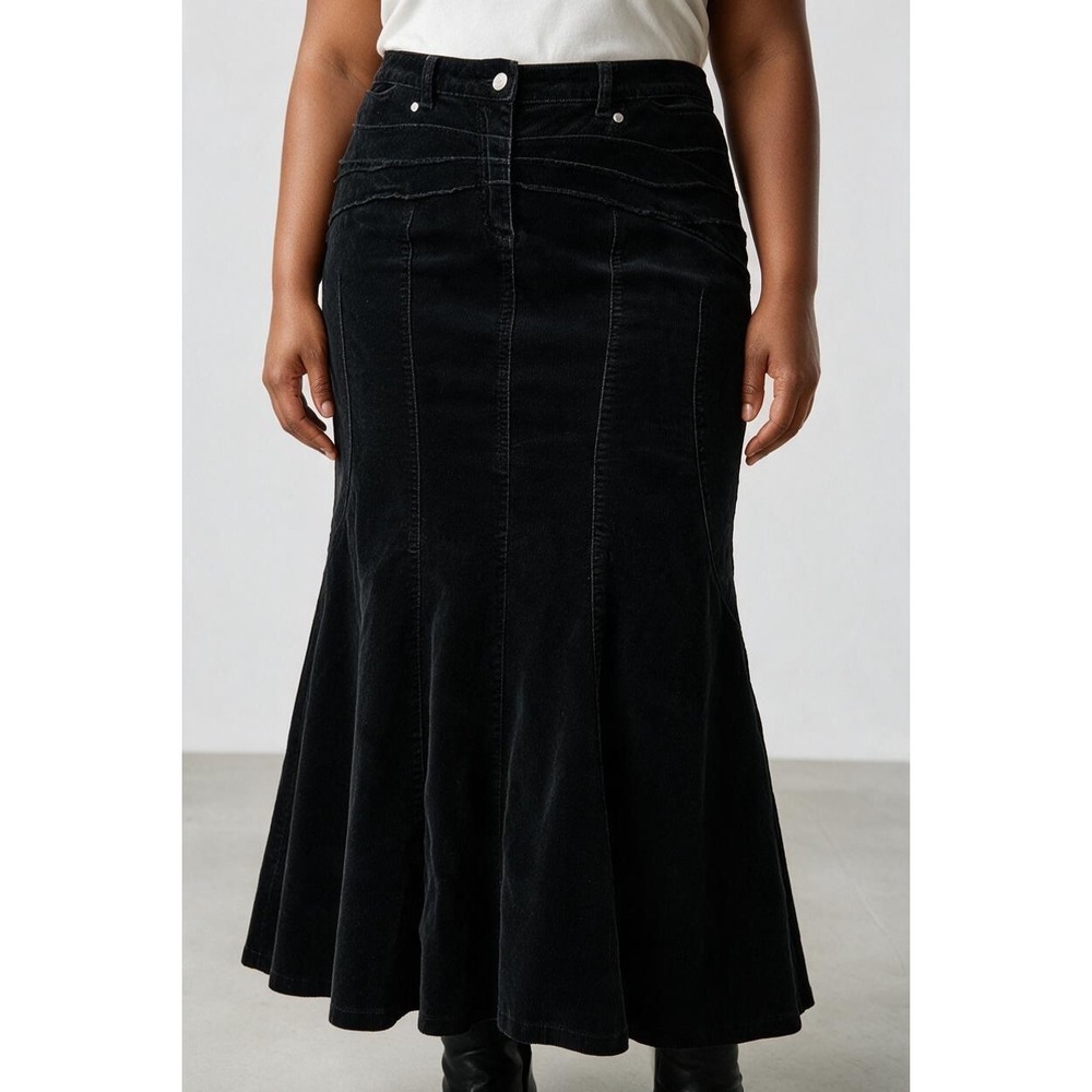 Bisou Bisou Black Corduroy Mermaid Maxi Skirt Size 14 Flared Y2K Whimsigoth